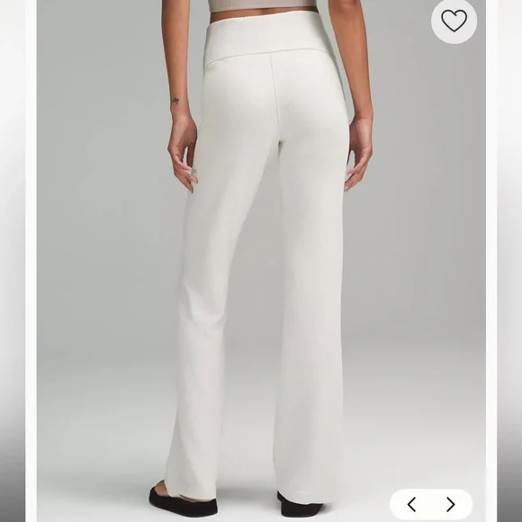 Lululemon Softstreme Women's Pants - Picture 2 of 3